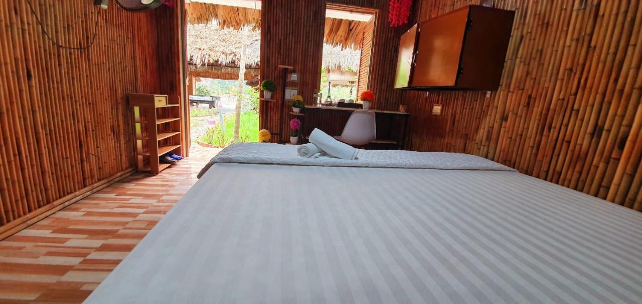 Quoc Khanh Bamboo Homestay Ninh Binh Bagian luar foto